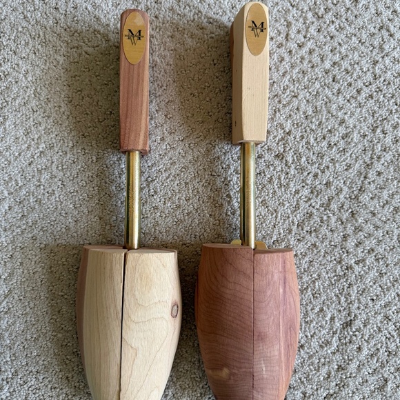 Men’s Wearhouse Cedar Shoe Trees - Adjustable - Picture 1 of 1